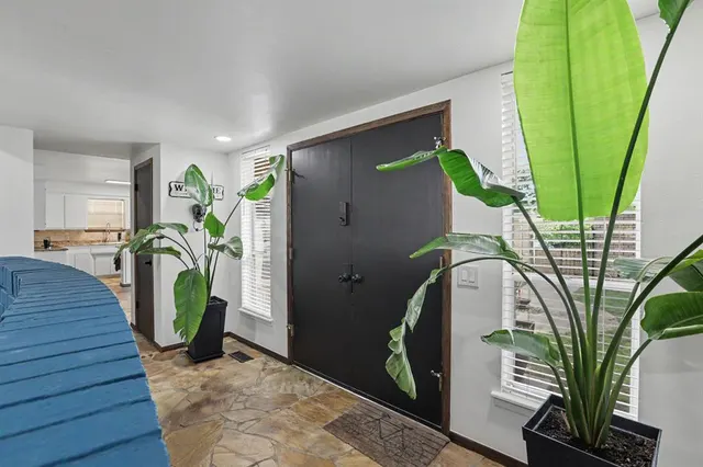 Photo 4 — 8205 Golden Oaks Road, Oklahoma City, OK 73127
