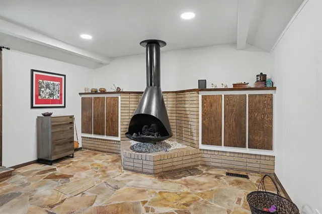 Photo 7 — 8205 Golden Oaks Road, Oklahoma City, OK 73127