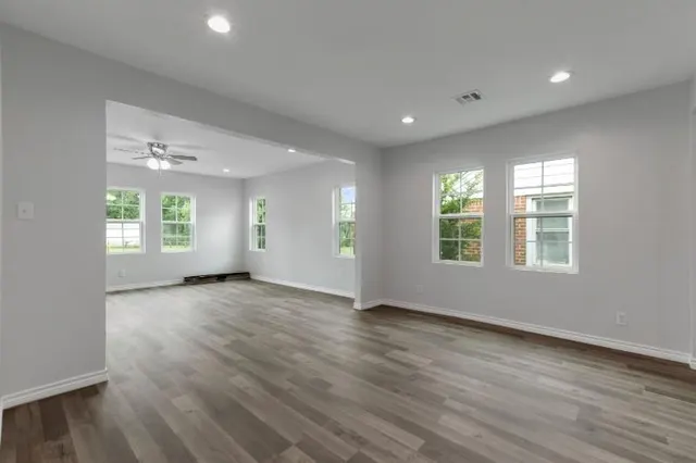 Photo 5 — 2045 NE 17th Street, Oklahoma City, OK 73111