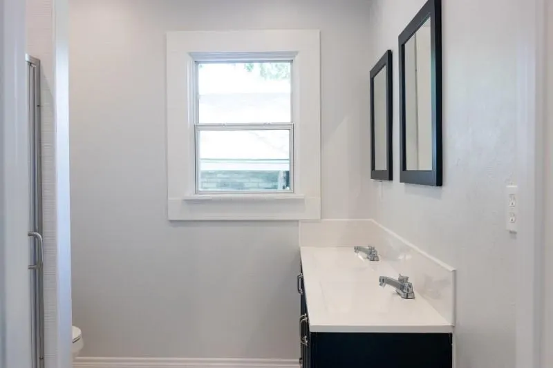 Photo 8 — 1319 NE 15th Street, Oklahoma City, OK 73117