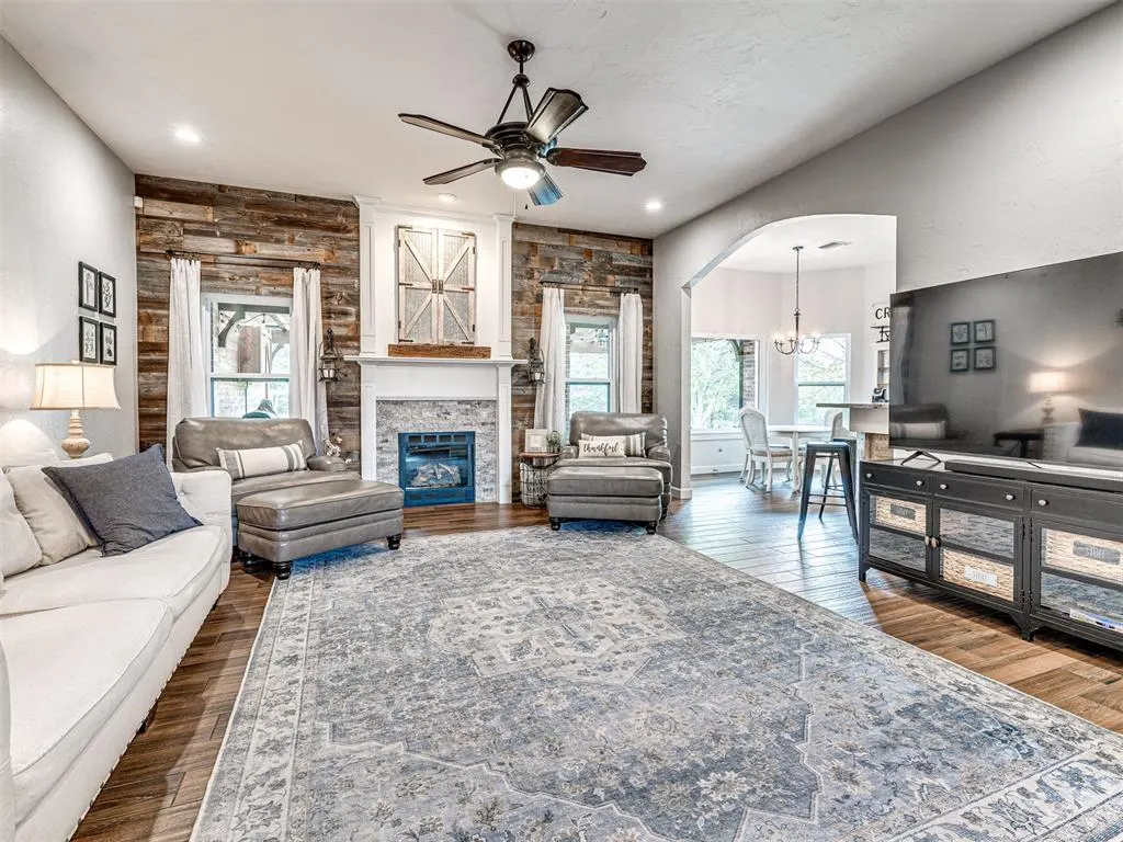 Photo 6 — 9924 Fawn Hollow Road, Mustang, OK 73064