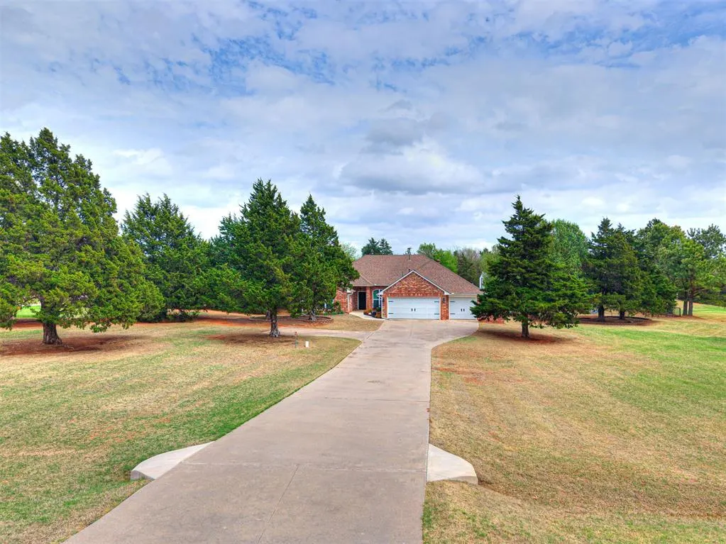 Photo 45 — 9924 Fawn Hollow Road, Mustang, OK 73064