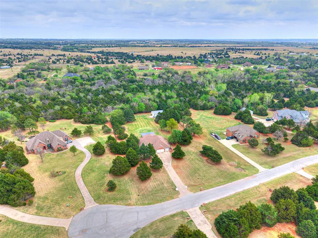 Photo 46 — 9924 Fawn Hollow Road, Mustang, OK 73064