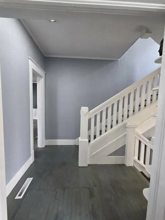Photo 6 — 210 SW D Street, Ardmore, OK 73401