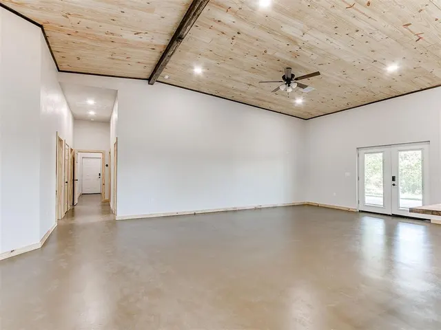 Photo 6 — 17899 N Harrah Road, Luther, OK 73054