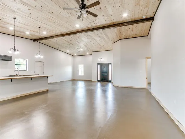 Photo 7 — 17899 N Harrah Road, Luther, OK 73054