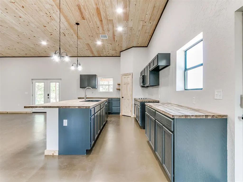 Photo 10 — 17899 N Harrah Road, Luther, OK 73054