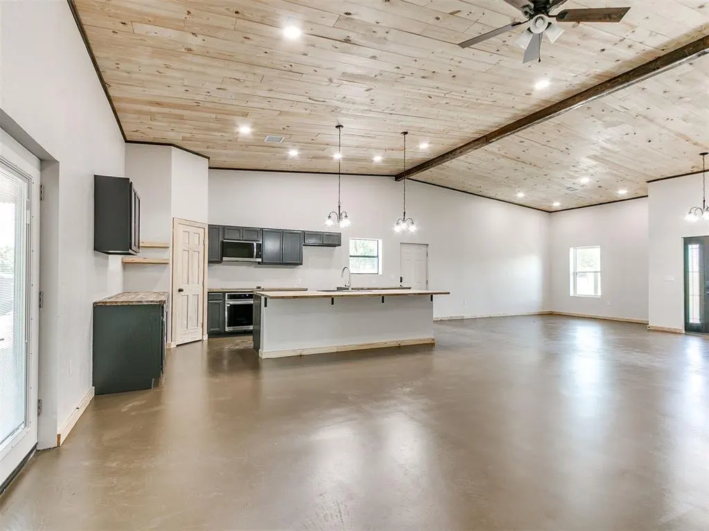 Photo 17 — 17899 N Harrah Road, Luther, OK 73054