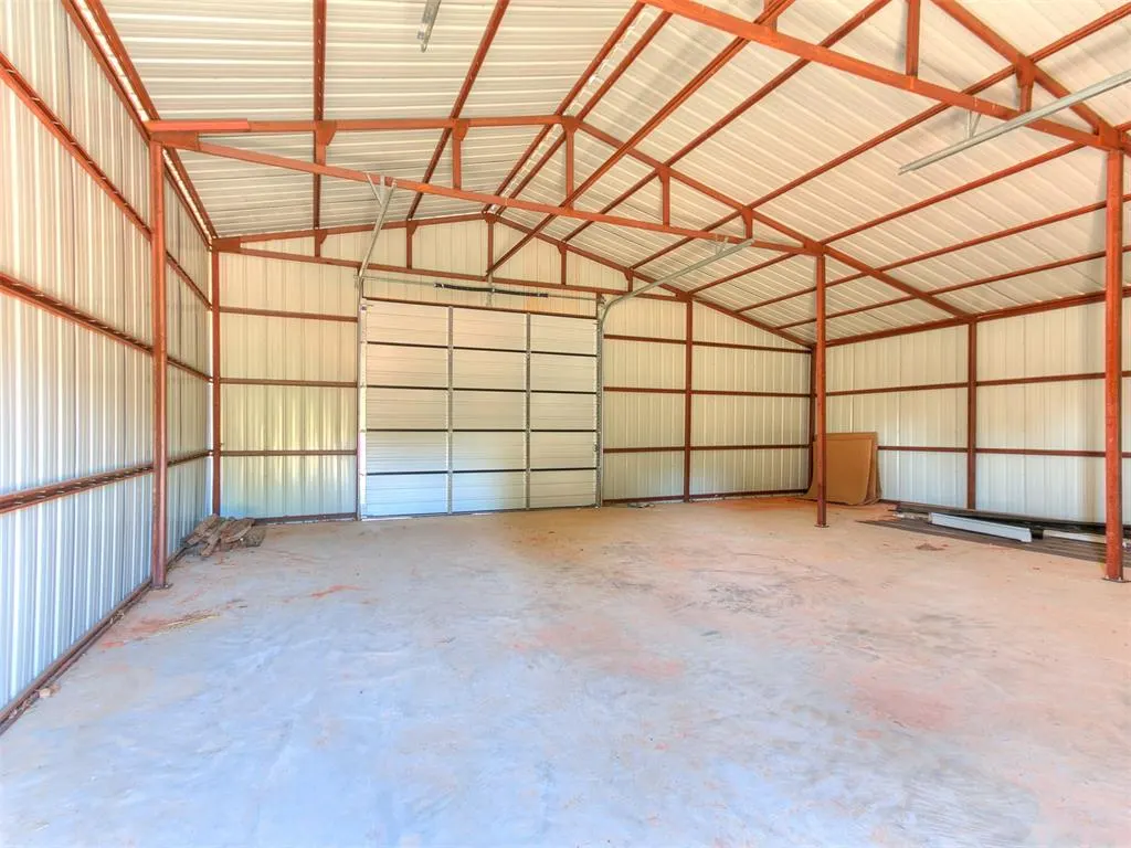 Photo 46 — 17899 N Harrah Road, Luther, OK 73054
