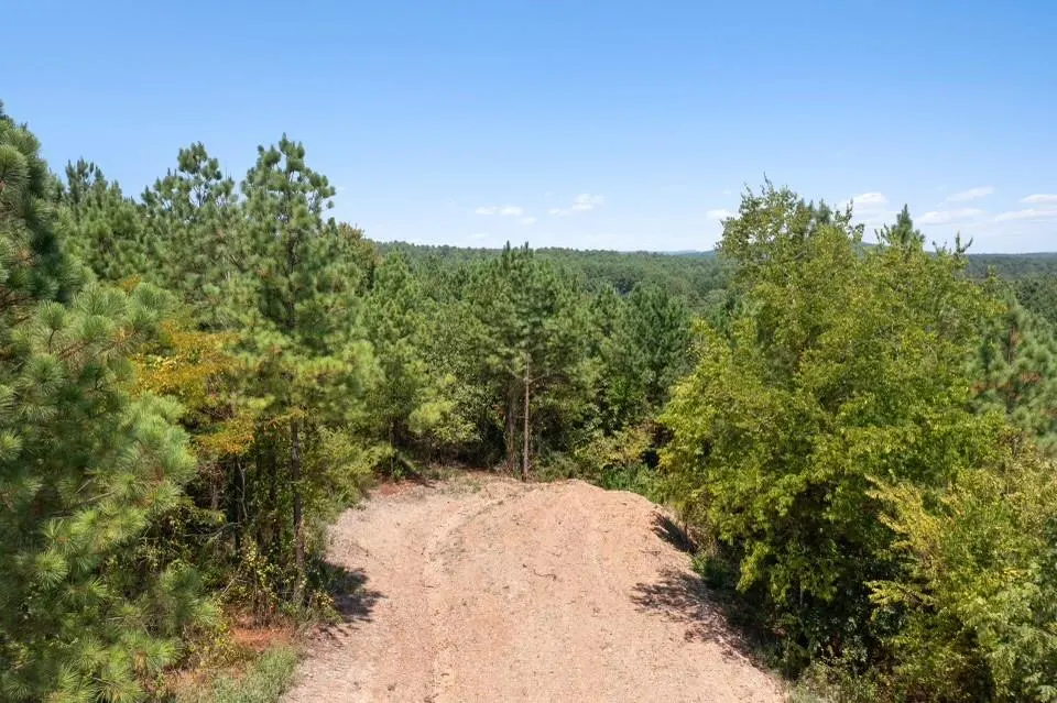 Photo 2 — 309 Stump End Lane, Broken Bow, OK 74728