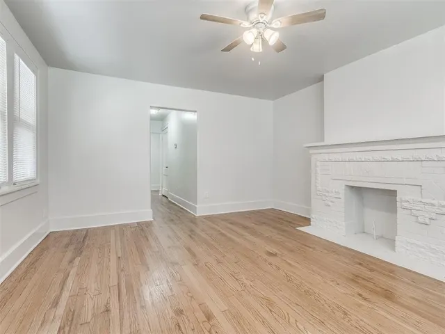 Photo 5 — 2436 NW 16th Street, Oklahoma City, OK 73107