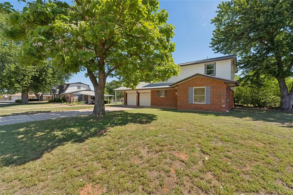 Photo 4 — 924 S Meadow Lane, Mustang, OK 73064