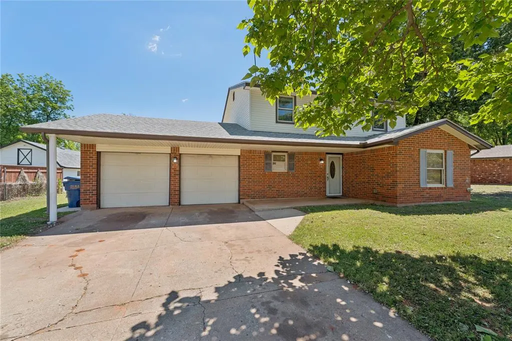 Photo 5 — 924 S Meadow Lane, Mustang, OK 73064