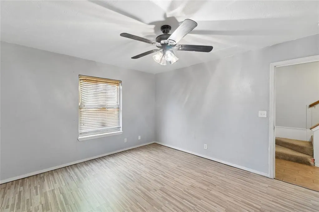 Photo 19 — 924 S Meadow Lane, Mustang, OK 73064
