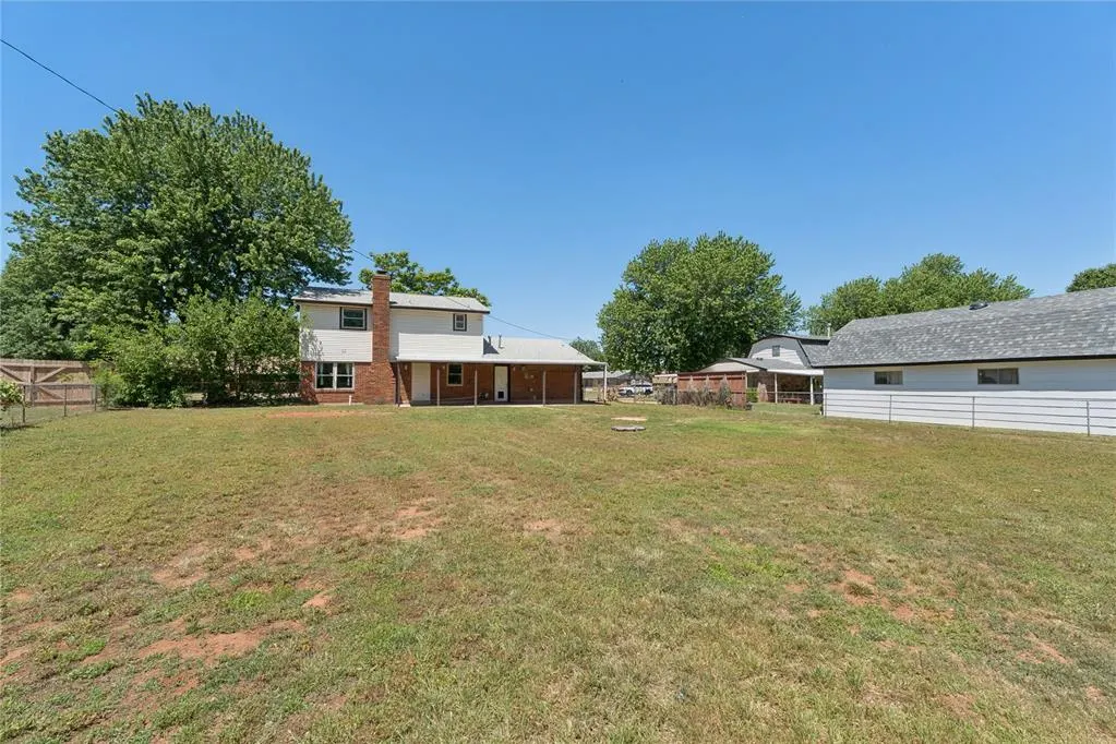 Photo 34 — 924 S Meadow Lane, Mustang, OK 73064