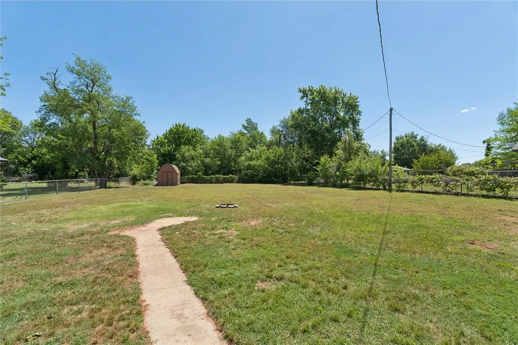 Photo 39 — 924 S Meadow Lane, Mustang, OK 73064