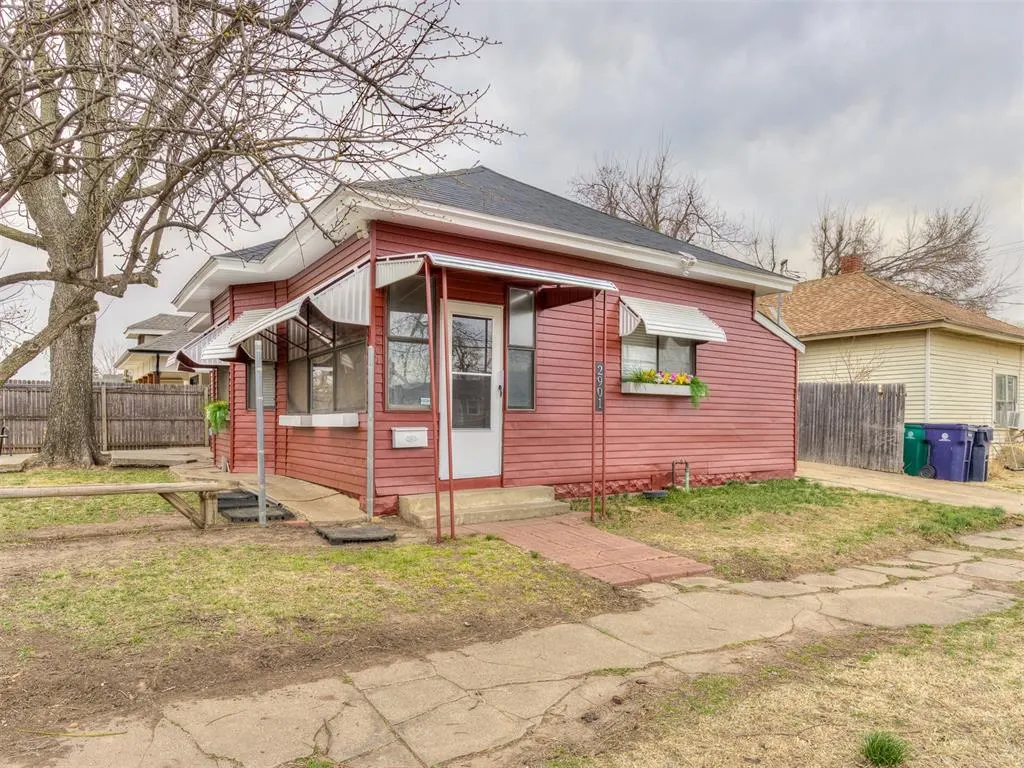 Photo 6 — 2901 N McKinley Avenue, Oklahoma City, OK 73106
