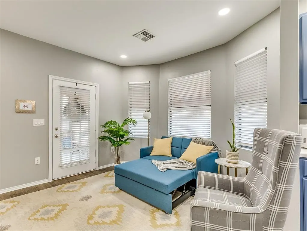 Photo 10 — 2901 N McKinley Avenue, Oklahoma City, OK 73106