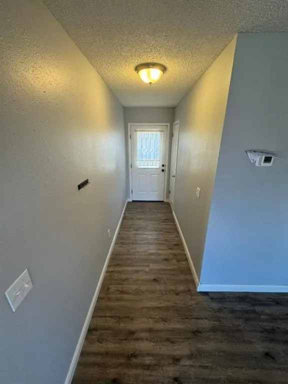 Photo 16 — 725 Elm Avenue, Geary, OK 73040
