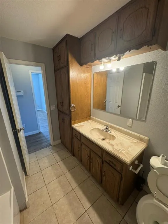 Photo 7 — 725 Elm Avenue, Geary, OK 73040