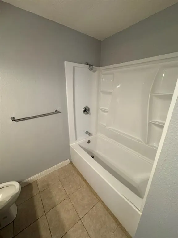 Photo 10 — 725 Elm Avenue, Geary, OK 73040