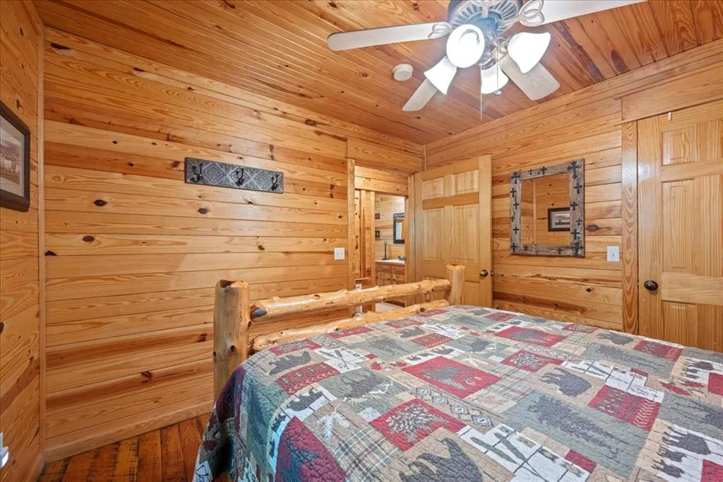 Photo 15 — 107 Lost Oaks Trail, Broken Bow, OK 74728