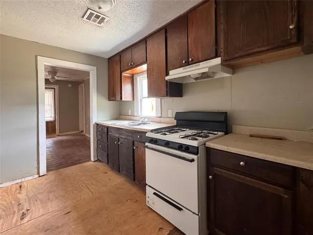 Photo 6 — 2632 SW 33rd Street, Oklahoma City, OK 73119