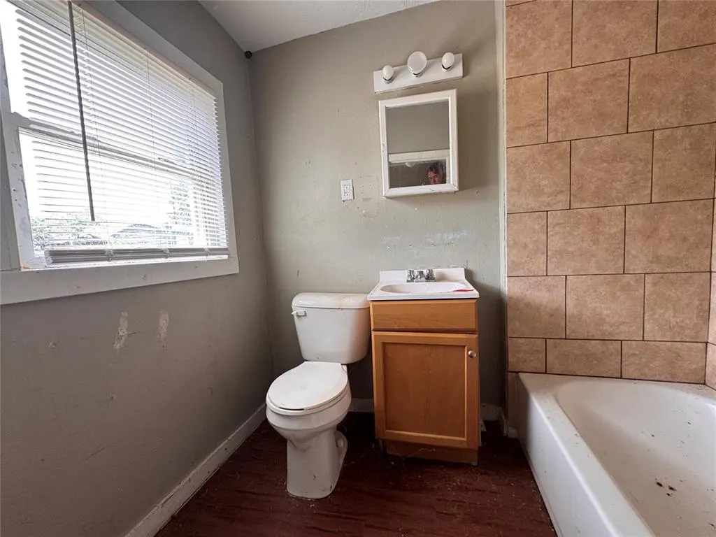 Photo 8 — 2632 SW 33rd Street, Oklahoma City, OK 73119