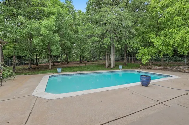 Photo 8 — 10025 Hidden Hollow Lane, Oklahoma City, OK 73151