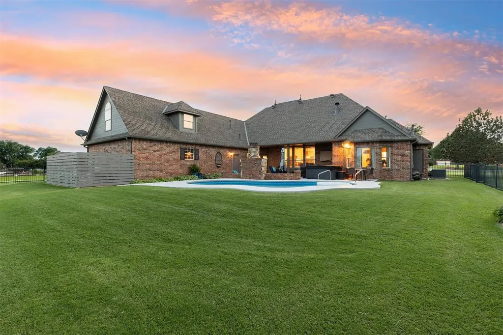 Photo 32 — 22370 Cedar Ridge Road, Edmond, OK 73025