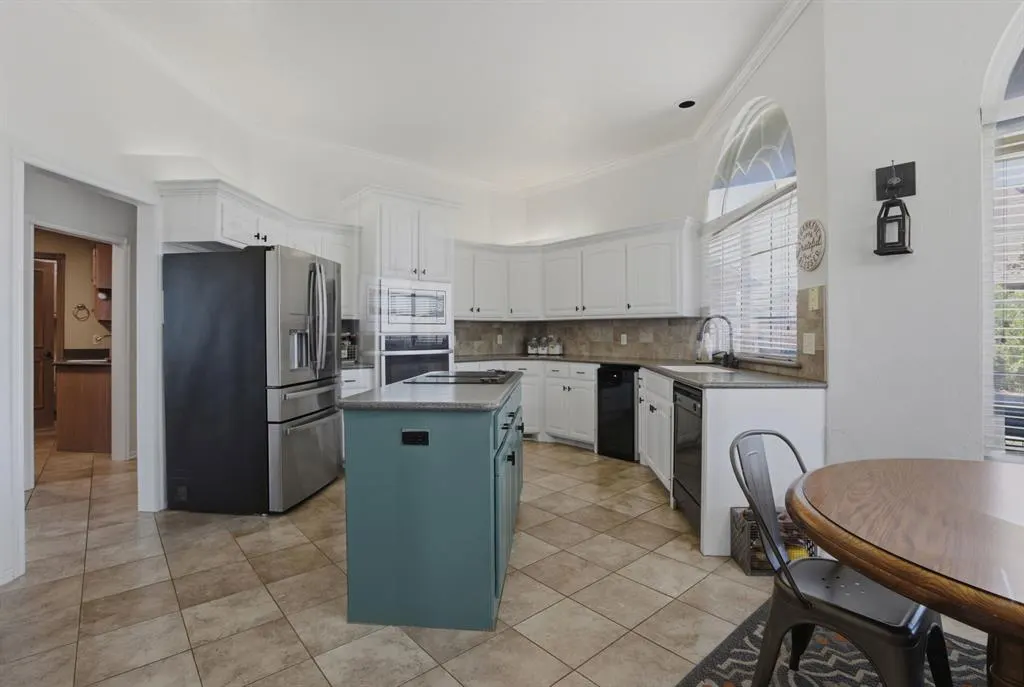 Photo 10 — 2501 NW 153rd Street, Edmond, OK 73013