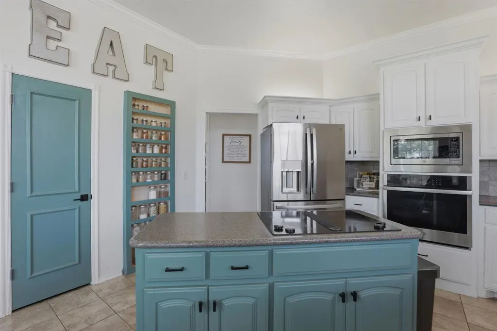 Photo 13 — 2501 NW 153rd Street, Edmond, OK 73013