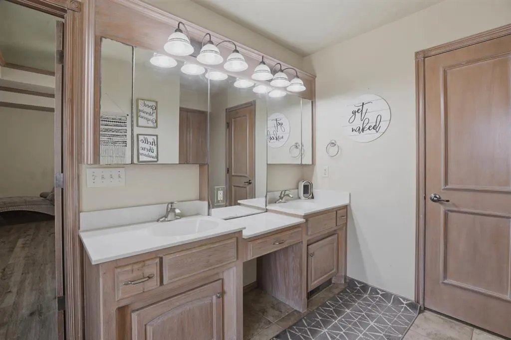 Photo 19 — 2501 NW 153rd Street, Edmond, OK 73013