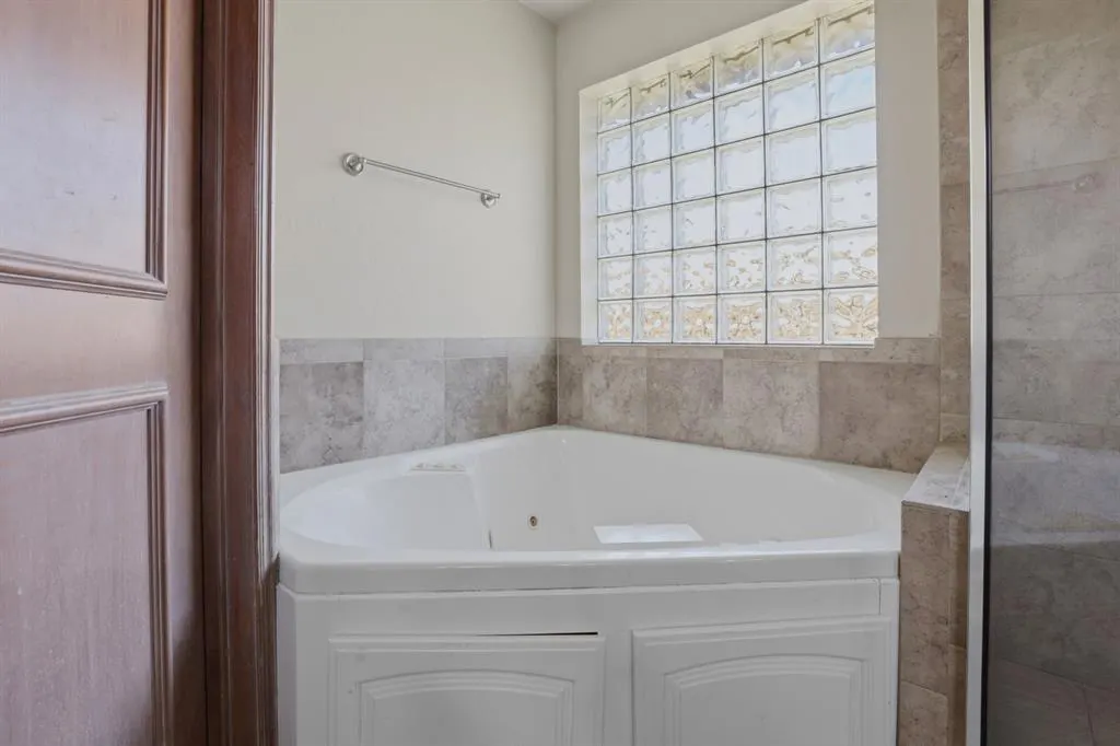 Photo 21 — 2501 NW 153rd Street, Edmond, OK 73013