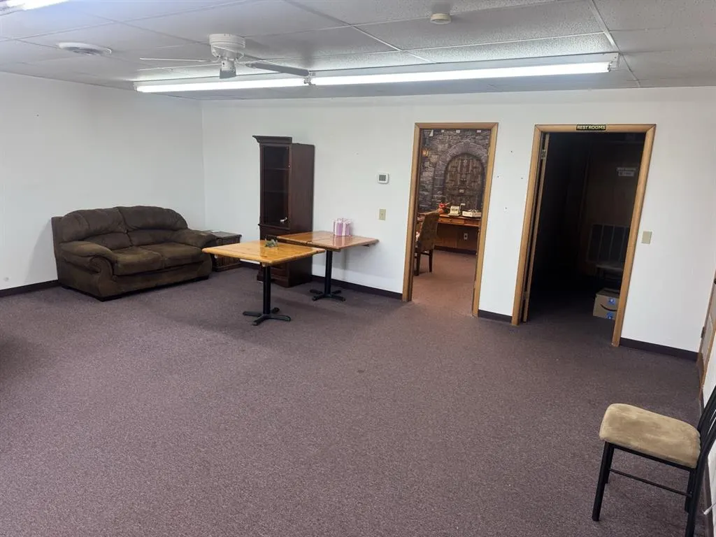 Photo 9 — 1906 W Gary Boulevard, Clinton, OK 73601