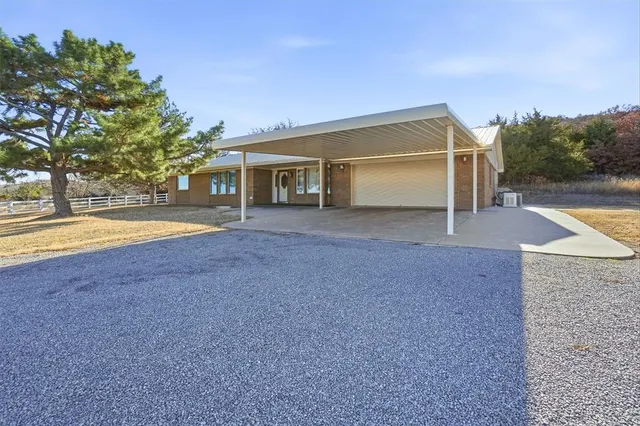 Photo 2 — 22778 Highway 62B, Snyder, OK 73566