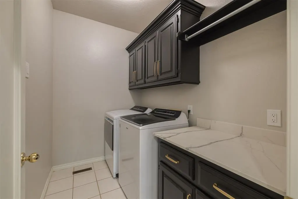 Photo 34 — 409 N Bradbury Drive, Edmond, OK 73034
