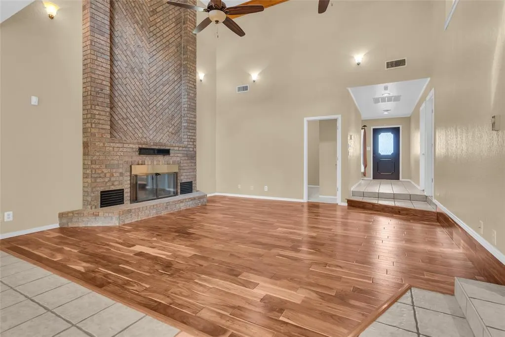 Photo 11 — 2400 Woodleaf Court, Ardmore, OK 73401