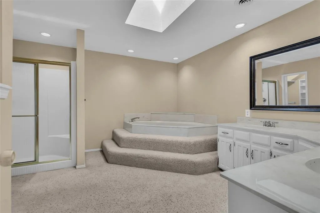 Photo 29 — 2400 Woodleaf Court, Ardmore, OK 73401