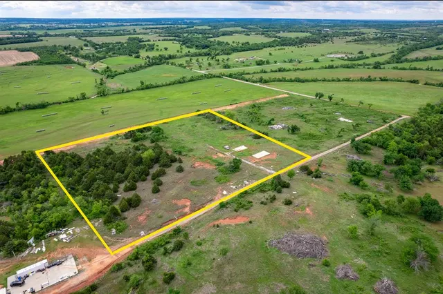 Front exterior — 27825 Orion Road, Washington, OK 73093