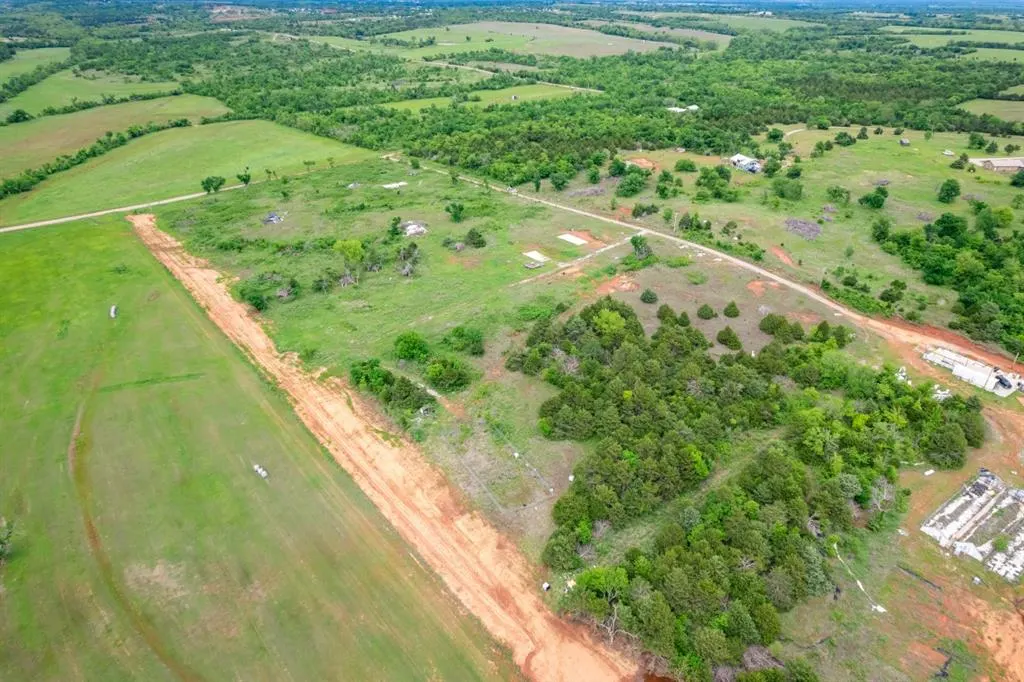 Photo 3 — 27825 Orion Road, Washington, OK 73093