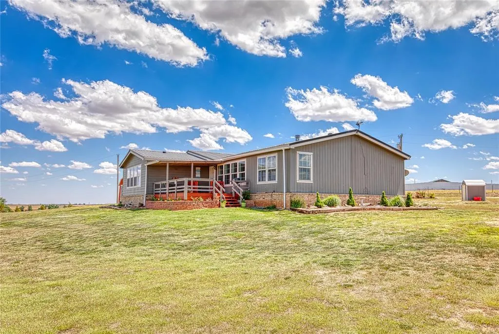 Photo 23 — 10537 N 2000 Road, Elk City, OK 73644