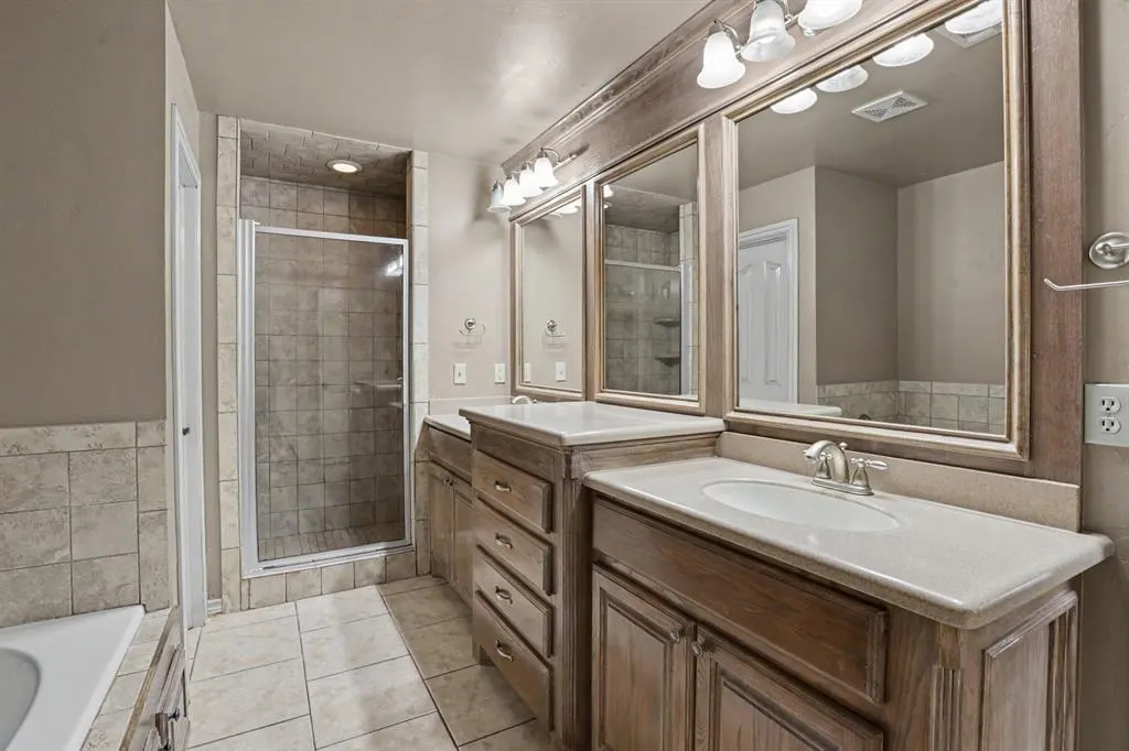 Photo 15 — 400 S Chardon Drive, Mustang, OK 73064