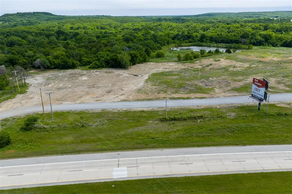 Photo 10 — W Hwy 75 Highway, Henryetta, OK 74437