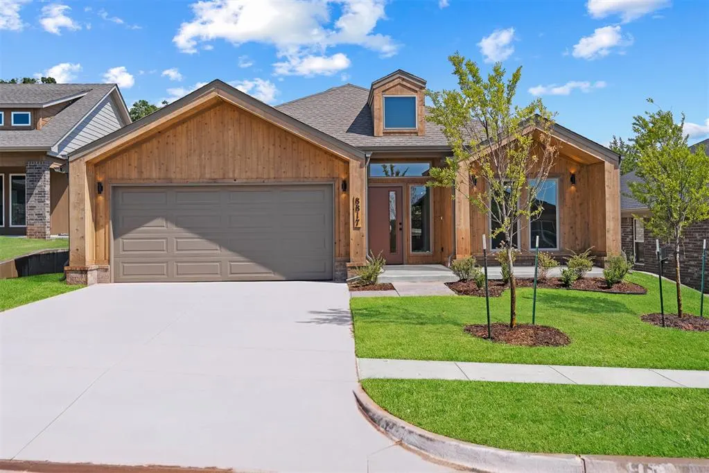 Front exterior — 8817 Spruce Street, Edmond, OK 73003