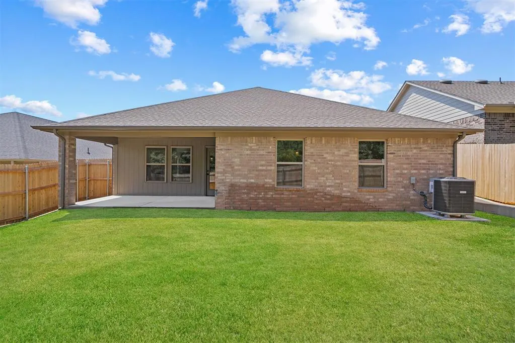 Photo 33 — 8817 Spruce Street, Edmond, OK 73003