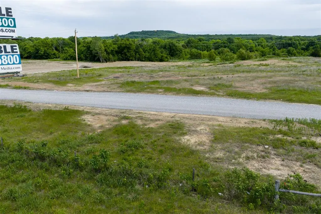 Photo 10 — W 75 Highway, Henryetta, OK 74437