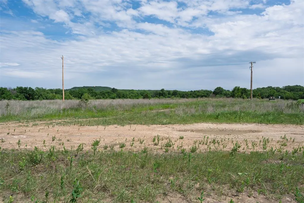Photo 14 — W 75 Highway, Henryetta, OK 74437