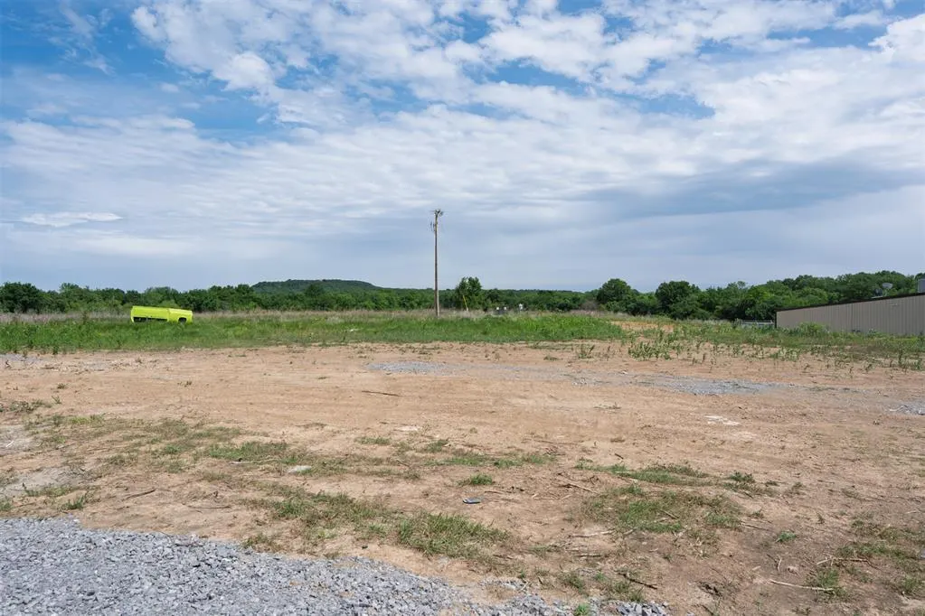 Photo 12 — W 75 Highway, Henryetta, OK 74437