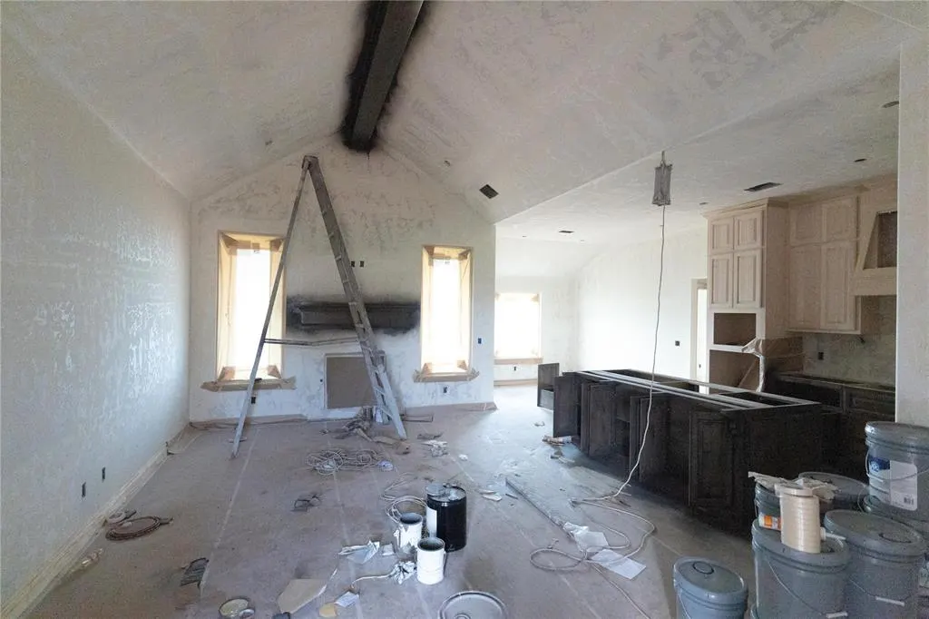 Photo 2 — 11724 Narrow Way, Guthrie, OK 73044